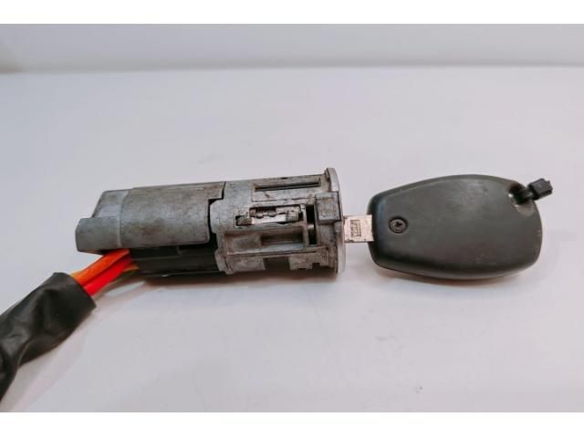 bontott DACIA LOGAN Gyújtáskapcsoló