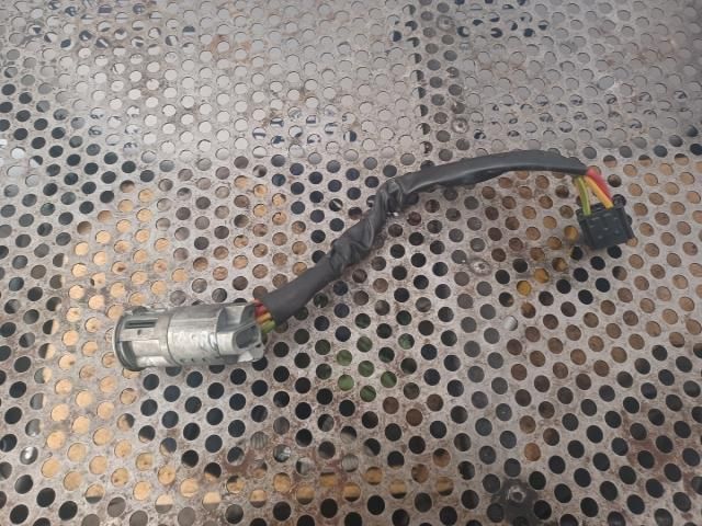 bontott DACIA LOGAN Gyújtáskapcsoló