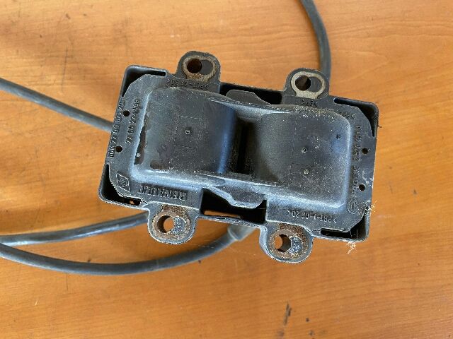 bontott DACIA LOGAN Gyújtótrafó Szett