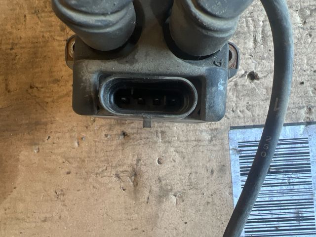 bontott DACIA LOGAN Gyújtótrafó