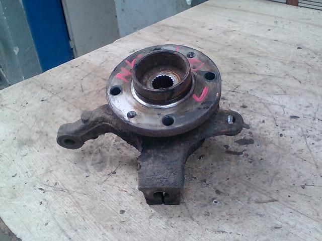 bontott DACIA LOGAN Jobb első Csonkállvány Kerékaggyal