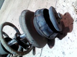 bontott DACIA LOGAN Jobb első Gólyaláb (Lengécsillapító, Rugó)