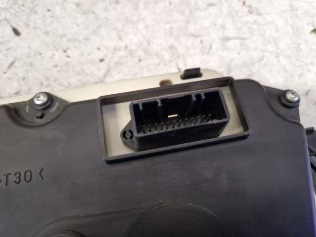 bontott DACIA LOGAN Kilométeróra