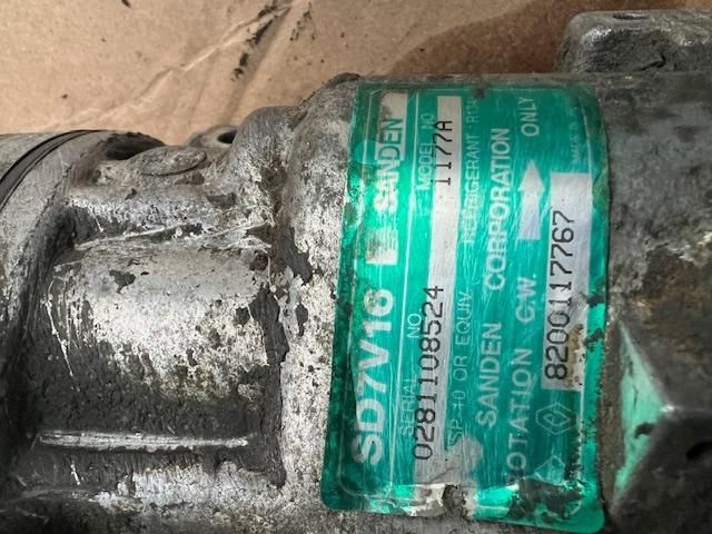 bontott DACIA LOGAN Klímakompresszor