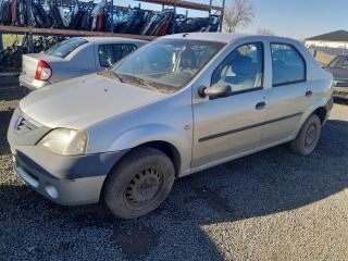 bontott DACIA LOGAN Motor (Fűzött blokk hengerfejjel)