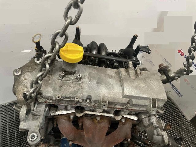 bontott DACIA LOGAN Motor (Fűzött blokk hengerfejjel)