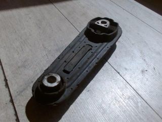 bontott DACIA LOGAN Motor Tartó Bak (Pozíciófüggetlen)