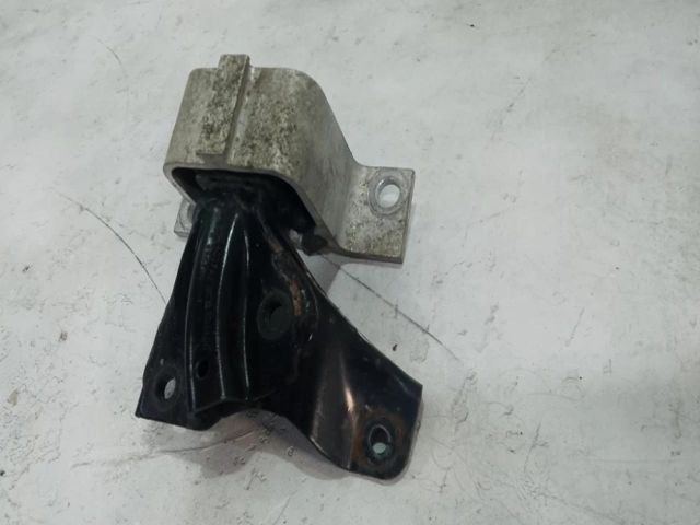 bontott DACIA LOGAN Motor Tartó Bak (Pozíciófüggetlen)