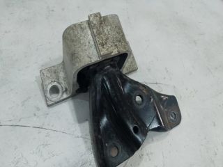 bontott DACIA LOGAN Motor Tartó Bak (Pozíciófüggetlen)