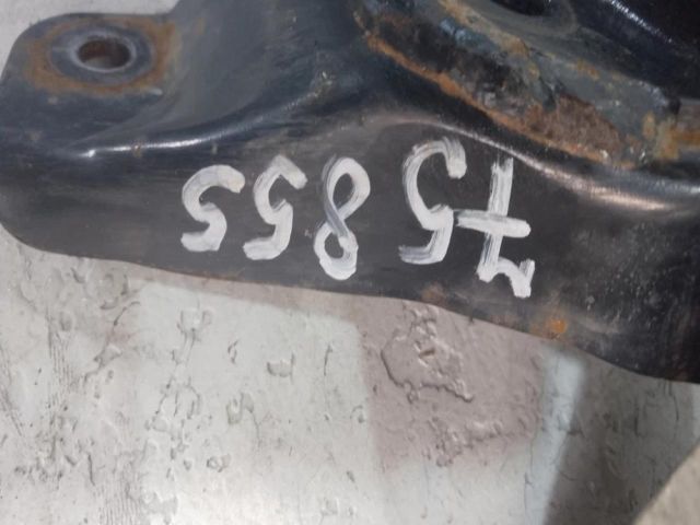 bontott DACIA LOGAN Motor Tartó Bak (Pozíciófüggetlen)