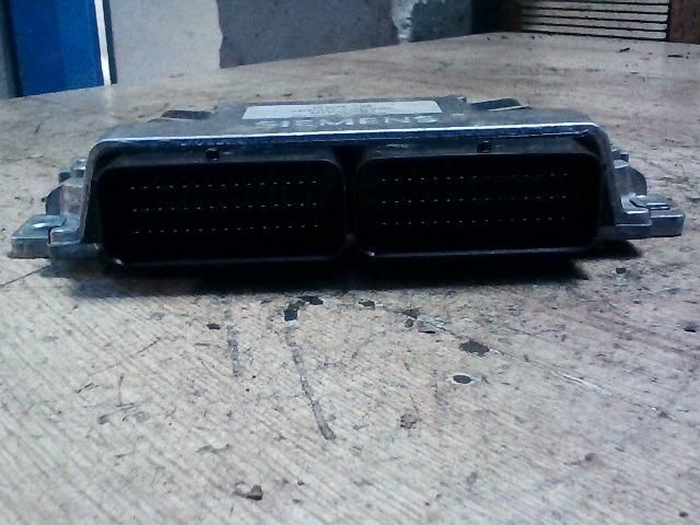 bontott DACIA LOGAN Motorvezérlő