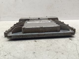 bontott DACIA LOGAN Motorvezérlő