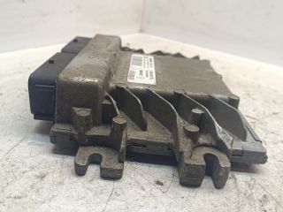 bontott DACIA LOGAN Motorvezérlő