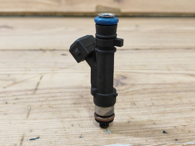 bontott DACIA LOGAN Porlasztó (1 db)