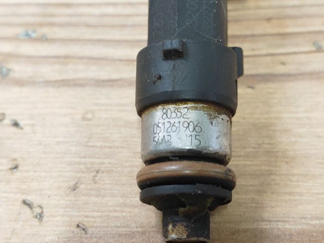 bontott DACIA LOGAN Porlasztó (1 db)