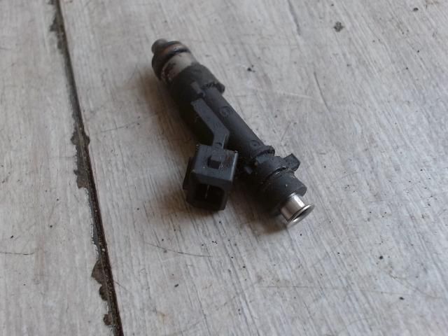 bontott DACIA LOGAN Porlasztó (1 db)