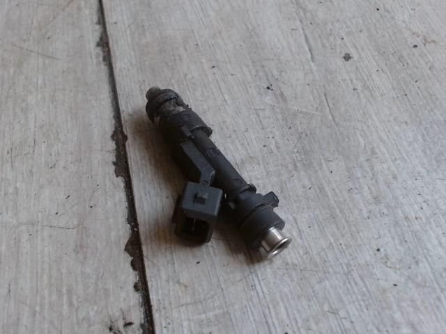 bontott DACIA LOGAN Porlasztó (1 db)