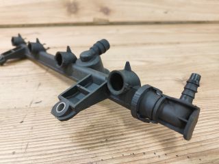 bontott DACIA LOGAN Porlasztó Sor / Híd