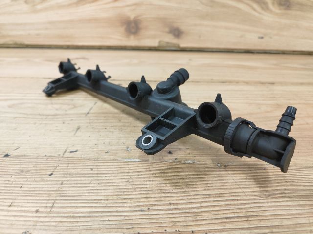 bontott DACIA LOGAN Porlasztó Sor / Híd