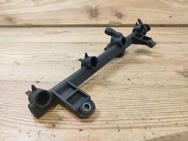 bontott DACIA LOGAN Porlasztó Sor / Híd