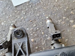 bontott DACIA LOGAN Porlasztó Sor / Híd