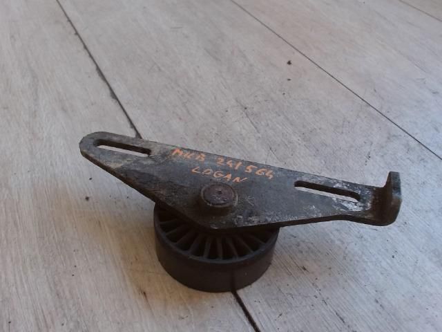 bontott DACIA LOGAN Szíjfeszítő Görgő