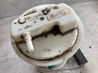 bontott DACIA LOGAN Üzemanyag Szivattyú