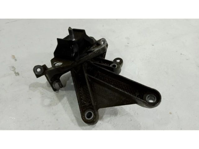 bontott DACIA LOGAN Váltó Tartó Bak (Pozíciófüggetlen)