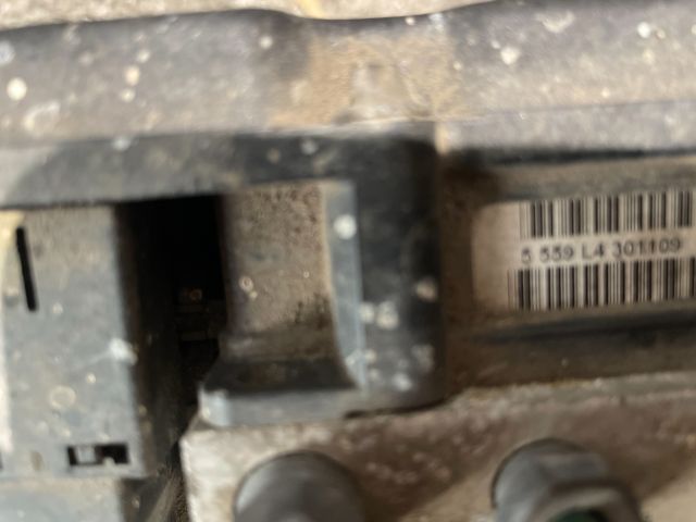 bontott DACIA LOGAN ABS Kocka