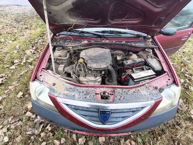 bontott DACIA LOGAN Biztosítéktábla Motortér