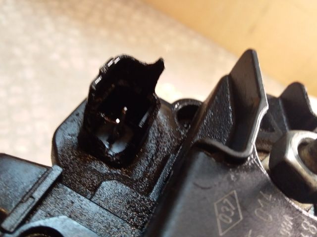 bontott DACIA LOGAN Generátor