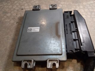 bontott DACIA LOGAN Motorvezérlő