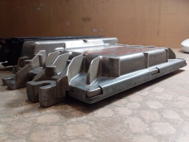 bontott DACIA LOGAN Motorvezérlő