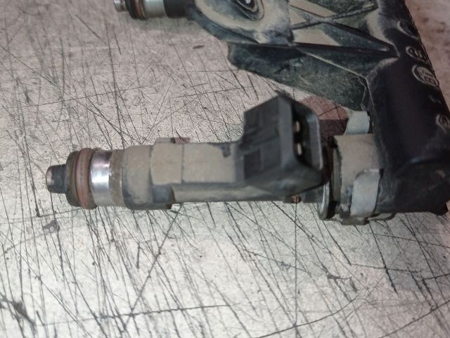 bontott DACIA LOGAN Porlasztó (1 db)