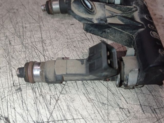 bontott DACIA LOGAN Porlasztó (1 db)