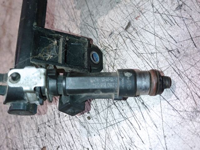 bontott DACIA LOGAN Porlasztó (1 db)