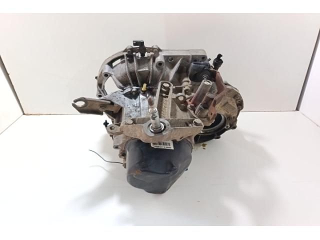 bontott DACIA LOGAN Váltó (Mechanikus)