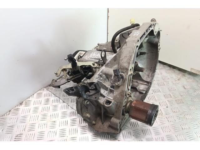 bontott DACIA LOGAN Váltó (Mechanikus)