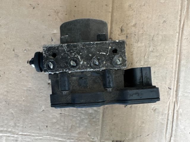 bontott DACIA LOGAN ABS Kocka