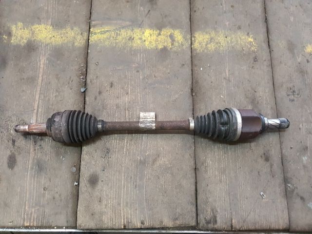 bontott DACIA LOGAN Bal Féltengely