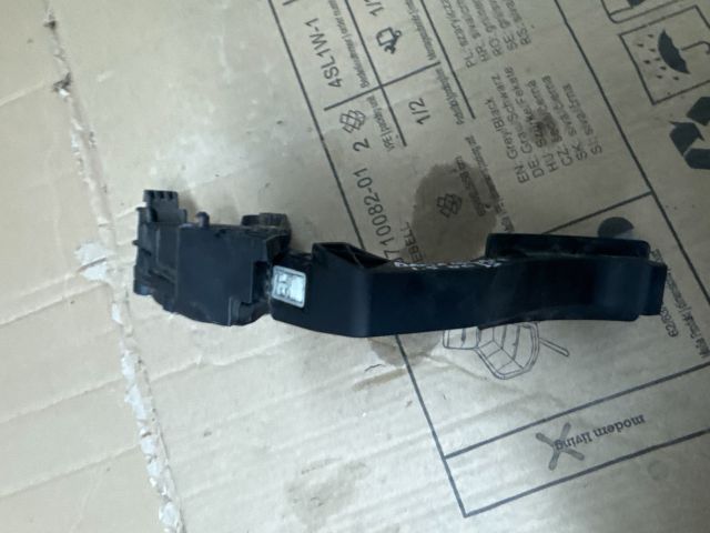 bontott DACIA LOGAN Gázpedál (Elektromos)