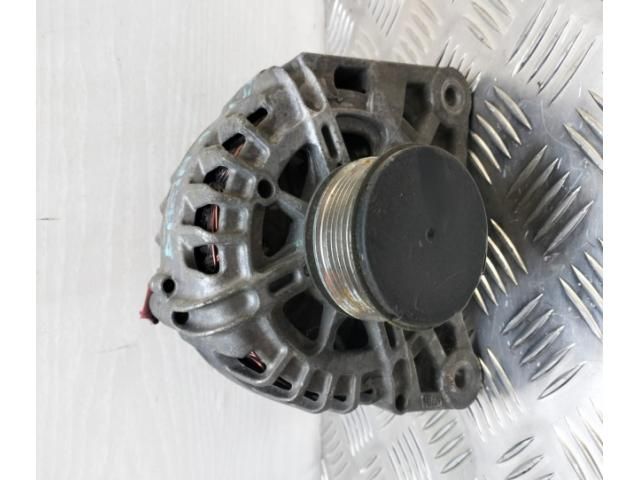 bontott DACIA LOGAN Generátor