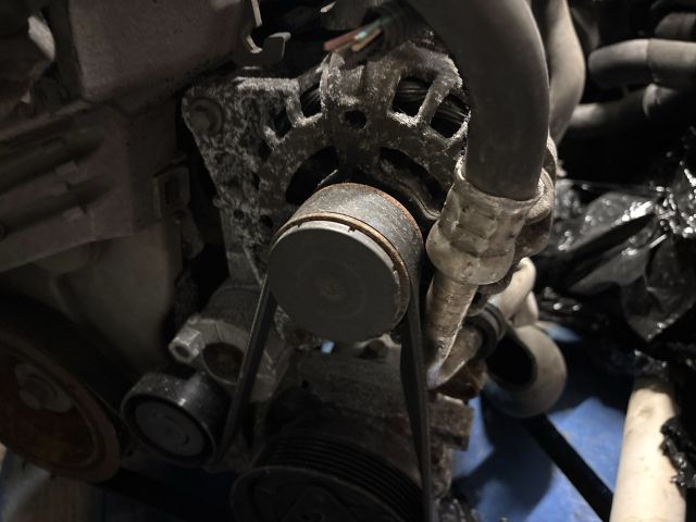 bontott DACIA LOGAN Generátor