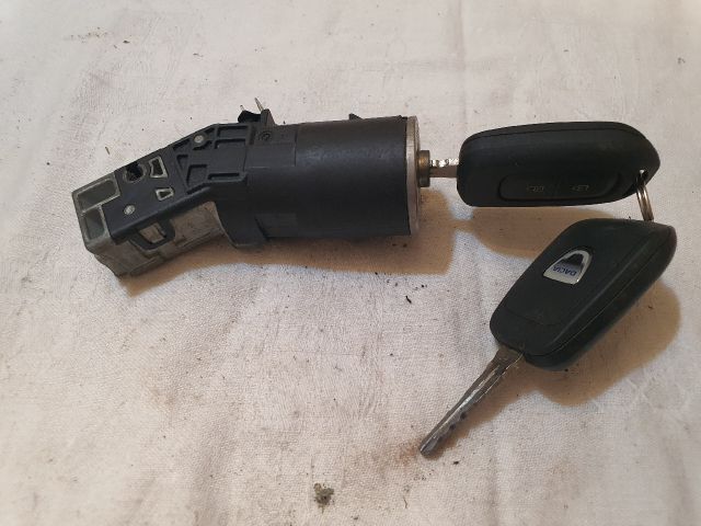 bontott DACIA LOGAN Gyújtáskapcsoló Házzal