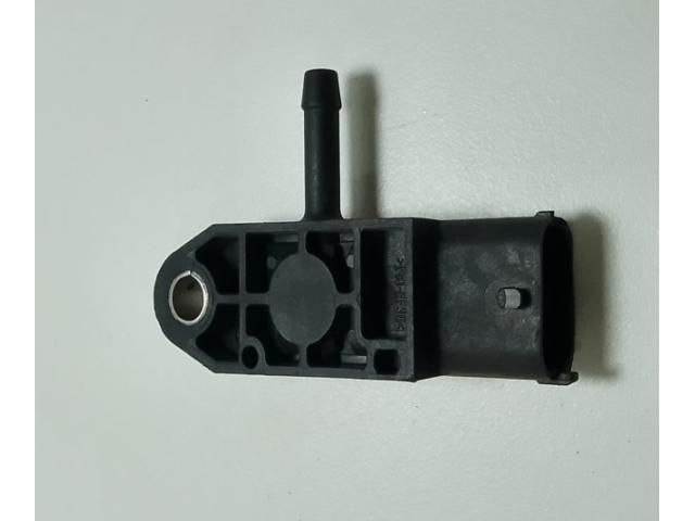 bontott DACIA LOGAN Jeladó (Magában)