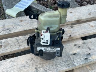 bontott DACIA LOGAN Kormányszervó Motor (Hidraulikus)