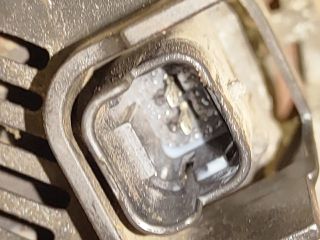 bontott DACIA LOGAN Generátor