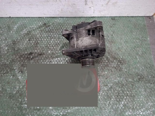 bontott DACIA LOGAN Generátor