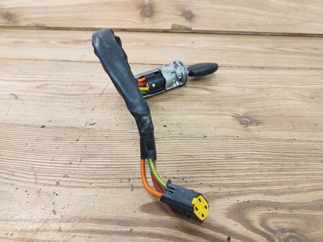 bontott DACIA LOGAN Gyújtáskapcsoló