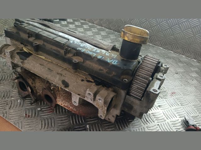 bontott DACIA LOGAN Hengerfej